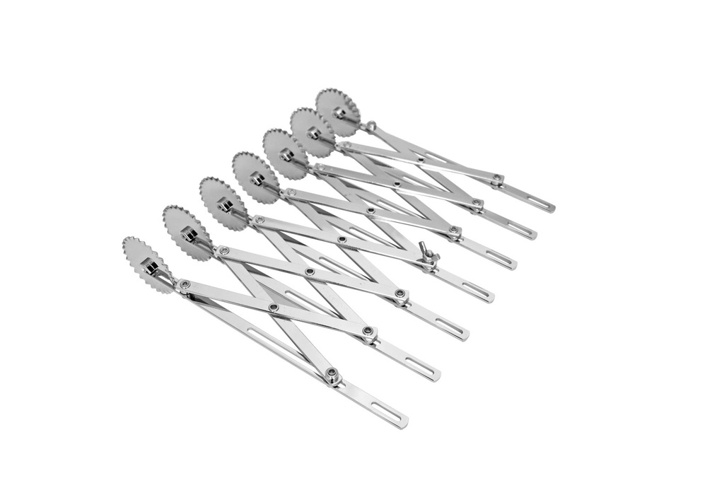 Teigschneider aus Edelstahl, 7 Rädchen gezackt